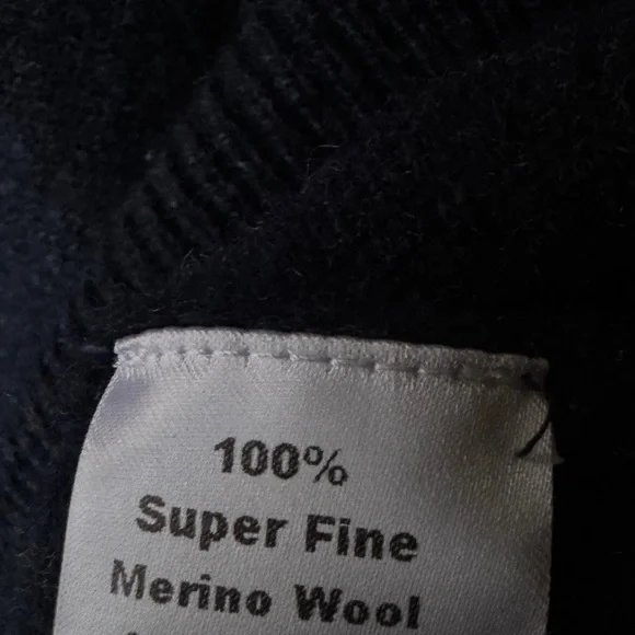 Ledbury navy blue merino wool sweater